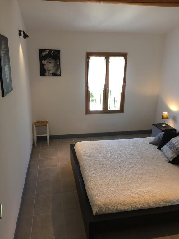 Maison De Vacances Jocelyne Lauris Kültér fotó